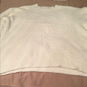 Time and Tru Women's Cream Crew Neck Sweater